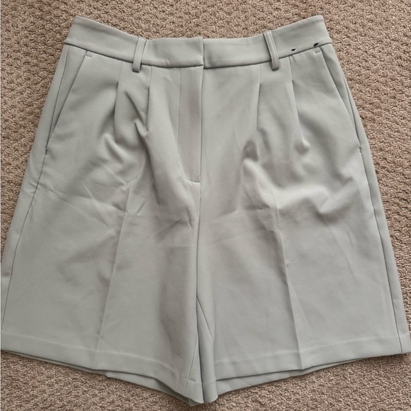 Express green Bermuda Shorts Tailored Fit - Picture 2 of 5